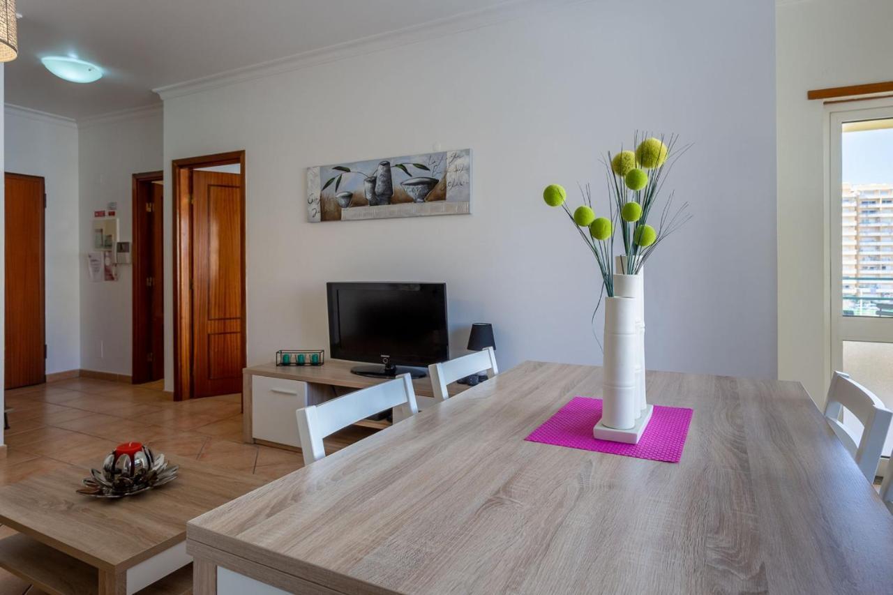 Light & Comfy Apartment W/ Pool & Balcony By Lovelystay Portimao Exterior photo